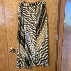 Maxi skirt size M